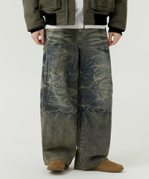 TRILLION（トリリオン）の「Brightening Crack Washing Denim Pants Sand Blue（デニムパンツ）」