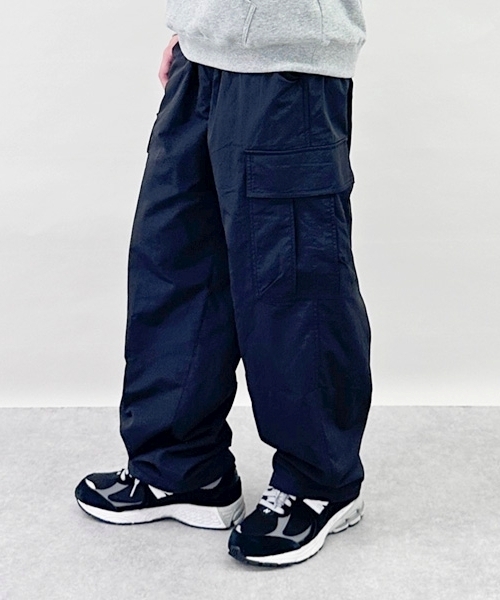 GLAZOS(グラソス)の「ナイロン起毛裏地つきカーゴパンツ(カーゴパンツ・キッズ・カーキ/ネイビー/ブラック・160cm/170cm/150cm)」の2枚目の写真