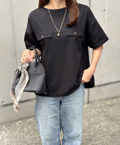 Emma Taylor(エマテイラー)の「ライトダンボールフラップドロストヘムプルオーバー(Tシャツ/カットソー・レディース・チャコールグレー/ホワイト/ブラック・FREE)」の2枚目の写真
