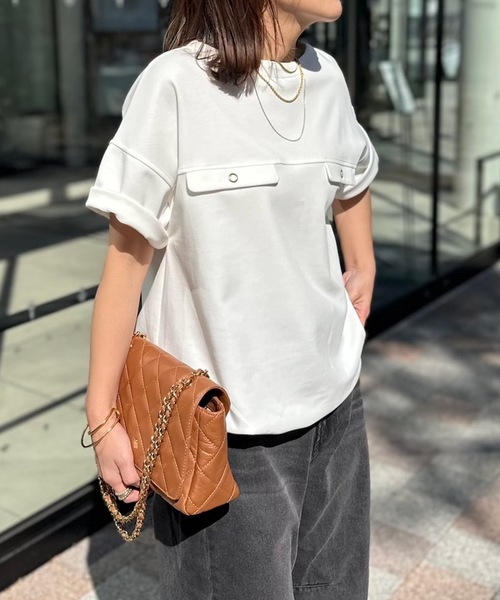 Emma Taylor(エマテイラー)の「ライトダンボールフラップドロストヘムプルオーバー(Tシャツ/カットソー・レディース・チャコールグレー/ホワイト/ブラック・FREE)」の5枚目の写真