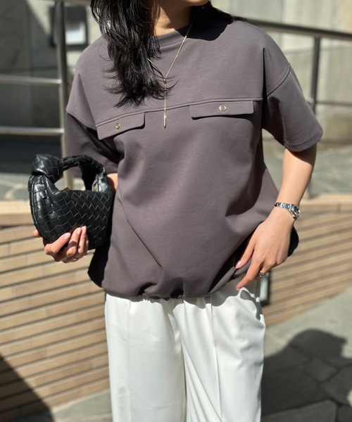 Emma Taylor(エマテイラー)の「ライトダンボールフラップドロストヘムプルオーバー(Tシャツ/カットソー・レディース・チャコールグレー/ホワイト/ブラック・FREE)」の20枚目の写真