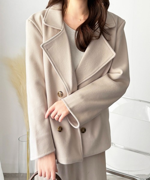Dewlily(デューリリー)の「上品なシルエットでつくる大人のスタイル◎ ショート丈ダブルボタンコート(ピーコート・レディース・ブラウン/アイボリー・S/M/L/XL)」の12枚目の写真