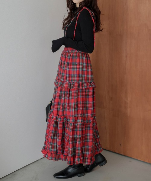 AMELY(エミリー)の「ティアード フリルスカート(スカート・レディース・ブラック/レッド/グリーン・フリー)」の13枚目の写真