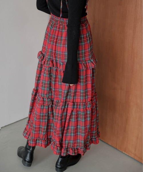 AMELY(エミリー)の「ティアード フリルスカート(スカート・レディース・ブラック/レッド/グリーン・フリー)」の15枚目の写真
