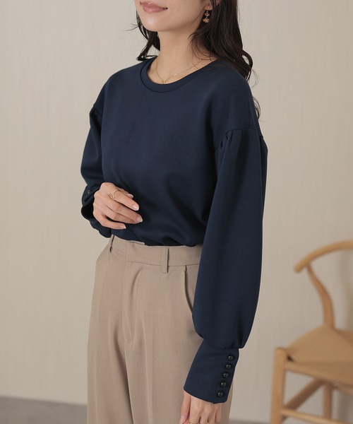 DAYRA(デイラ)の「ソリッドカラー ロング カフス 長袖 プルオーバー(Tシャツ/カットソー・レディース・ネイビー/ベージュ/ホワイト/ブラック/グレイッシュベージュ・FREE/S)」の12枚目の写真