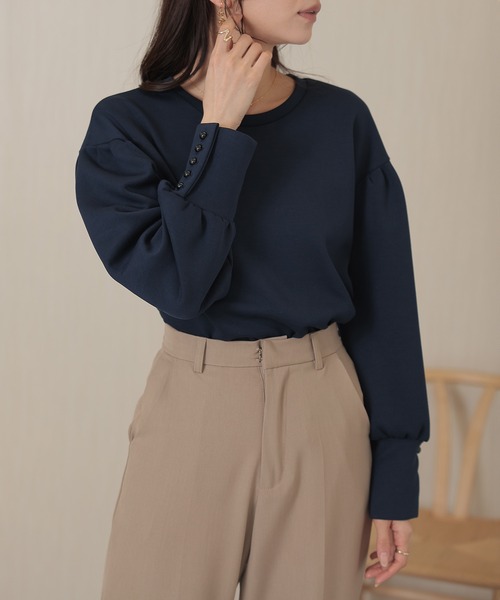 DAYRA(デイラ)の「ソリッドカラー ロング カフス 長袖 プルオーバー(Tシャツ/カットソー・レディース・ネイビー/ベージュ/ホワイト/ブラック/グレイッシュベージュ・FREE/S)」の13枚目の写真