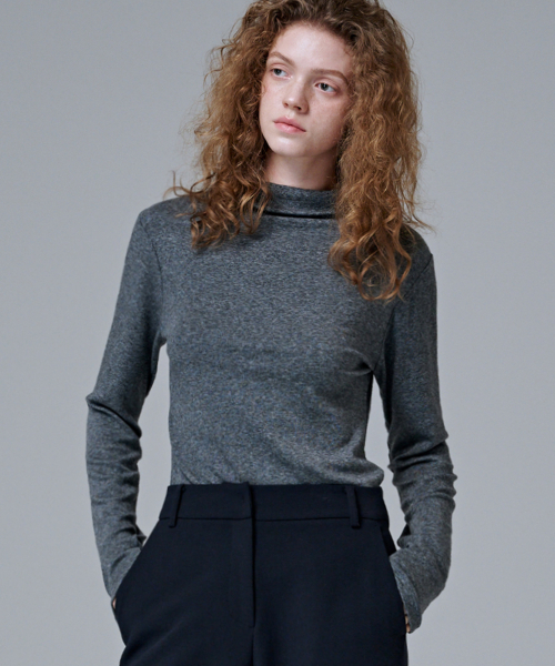 MALOUPE（マロップ）の「5110 ウールブレンド ハーフネックTシャツ (ダークグレー)（Tシャツ/カットソー・レディース・チャコール・FREE）」の3枚目の写真