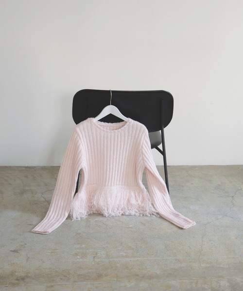 フリンジペプラムニット（ニット/セーター）｜LIAN（リアン）の