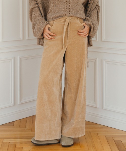 CREDONA(クレドナ)の「CORDUROY BELT TROUSER/コーデュロイベルトトラウザー(その他パンツ・レディース・ベージュ・0/1)」の1枚目の写真