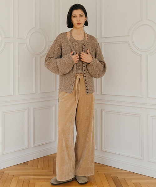 CREDONA(クレドナ)の「CORDUROY BELT TROUSER/コーデュロイベルトトラウザー(その他パンツ・レディース・ベージュ・0/1)」の2枚目の写真