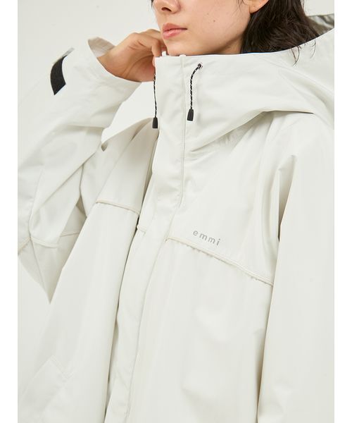 emmi（エミ）の「フリースライナー付きユーティリティコート（ダウンジャケット/コート・レディース・ライム/ブラック/オフホワイト・0/1）」の9枚目の写真