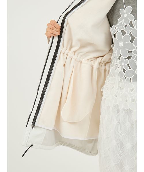 emmi（エミ）の「フリースライナー付きユーティリティコート（ダウンジャケット/コート・レディース・ライム/ブラック/オフホワイト・0/1）」の13枚目の写真