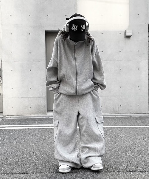 YACA(ヤーカ)の「Thermal Cargo Pants/サーマルカーゴパンツ【unisex item】(その他パンツ・レディース・ブラック/グレー・FREE)」の7枚目の写真