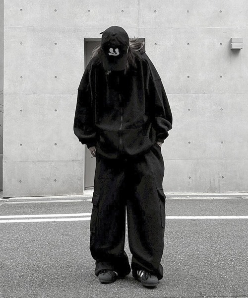 YACA(ヤーカ)の「Thermal Cargo Pants/サーマルカーゴパンツ【unisex item】(その他パンツ・レディース・ブラック/グレー・FREE)」の10枚目の写真
