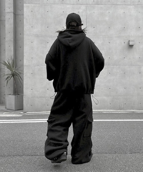 YACA(ヤーカ)の「Thermal Cargo Pants/サーマルカーゴパンツ【unisex item】(その他パンツ・レディース・ブラック/グレー・FREE)」の12枚目の写真