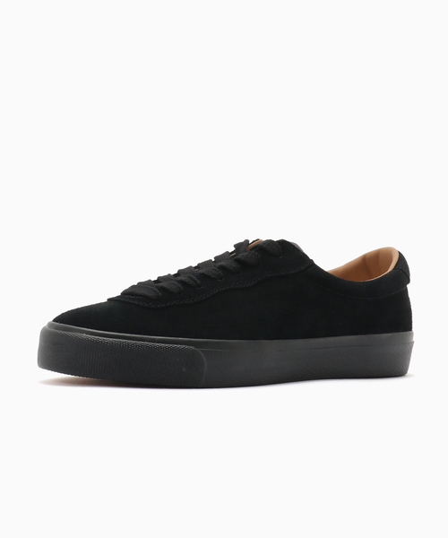 Last Resort AB（ラストリゾート・エービー）の「LASTRESORT AB / ラストリゾートエービー VM001-LO Suede（スニーカー・メンズ・ブラック・27.5cm/27cm/26.5cm/26cm/28cm）」の2枚目の写真