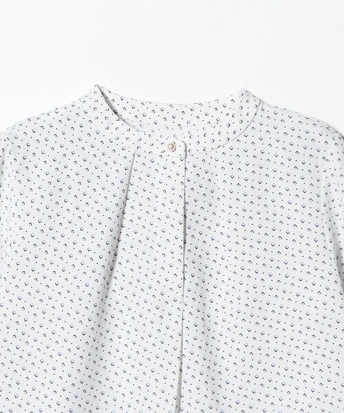A DAY IN THE LIFE UNITED ARROWS(アデイインザライフユナイテッドアローズ)の「ドビー フェイクパールボタン ブラウス <A DAY IN THE LIFE>(シャツ/ブラウス・レディース・ベージュ/ライトグレー/ライトピンク/オフホワイト・FREE)」の14枚目の写真
