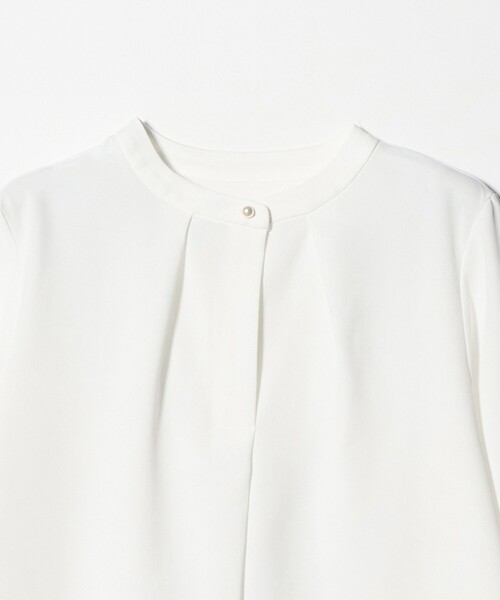 A DAY IN THE LIFE UNITED ARROWS(アデイインザライフユナイテッドアローズ)の「ドビー フェイクパールボタン ブラウス <A DAY IN THE LIFE>(シャツ/ブラウス・レディース・ベージュ/ライトグレー/ライトピンク/オフホワイト・FREE)」の10枚目の写真