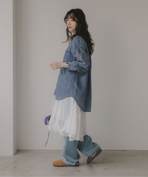 210nouve（トゥージュヌーブ）の「テンセル デニム オーバーサイズ シャツ（シャツ/ブラウス・レディース・ブルー/ブラック・FREE）」の13枚目の写真