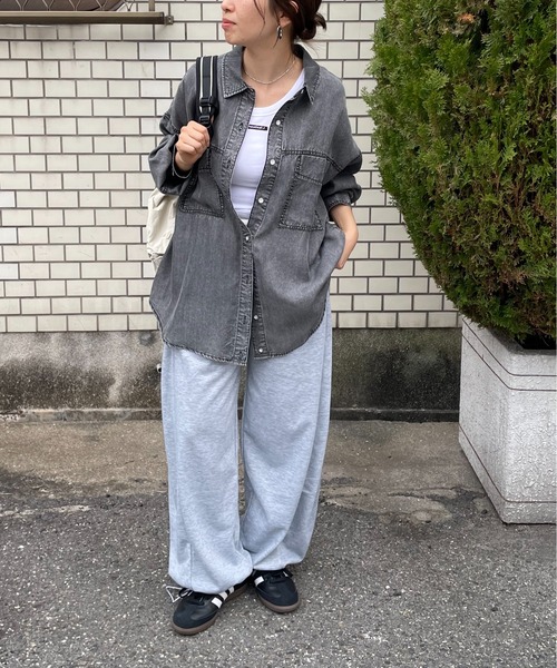 210nouve（トゥージュヌーブ）の「テンセル デニム オーバーサイズ シャツ（シャツ/ブラウス・レディース・ブラック/ブルー・FREE）」の11枚目の写真