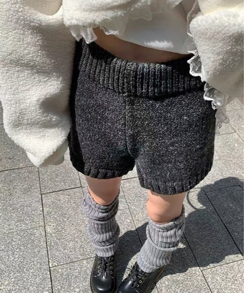 WEGO(ウィゴー)の「WEGO/ハイゲージニットショートパンツ(その他パンツ・レディース・ブラック/グレー/ダークグレー/ブラウン・FREE)」の16枚目の写真