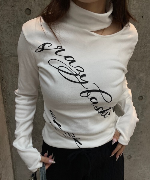 ROGER AND RAW(ロジャーアンドロウ)の「チョーカーネックロゴプリントトップス(Tシャツ/カットソー・レディース・グレー/ブラック/ホワイト・FREE)」の13枚目の写真