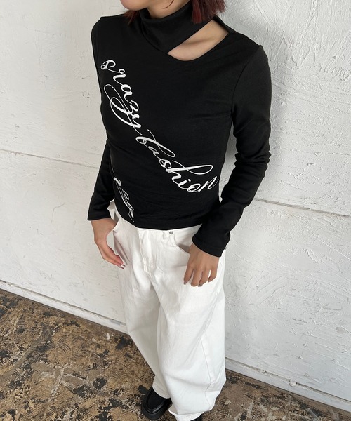 ROGER AND RAW(ロジャーアンドロウ)の「チョーカーネックロゴプリントトップス(Tシャツ/カットソー・レディース・グレー/ブラック/ホワイト・FREE)」の17枚目の写真