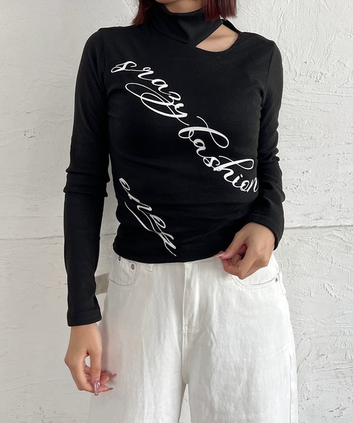 ROGER AND RAW(ロジャーアンドロウ)の「チョーカーネックロゴプリントトップス(Tシャツ/カットソー・レディース・グレー/ブラック/ホワイト・FREE)」の20枚目の写真