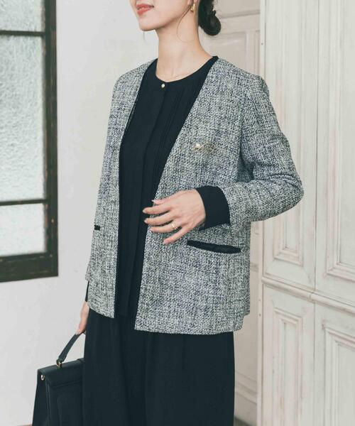 URBAN RESEARCH DOORS(アーバンリサーチドアーズ)の「ツィードVネックロングジャケット(スーツジャケット・レディース・ネイビー/ブラック系その他・FREE)」の7枚目の写真