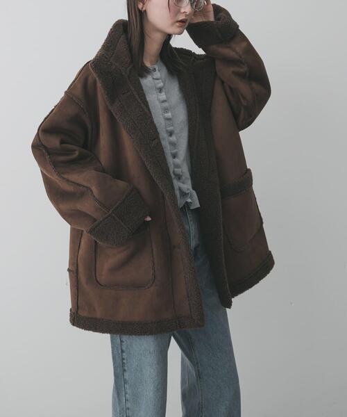 SENSE OF PLACE by URBAN RESEARCH（センスオブプレイスバイアーバンリサーチ）の「フェイクムートンスタンドジャケット（ムートンコート・レディース・ブラウン/アイボリー/チャコールグレー・ONE）」の3枚目の写真