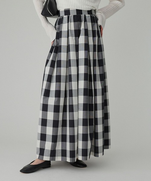 BABYLONE(バビロン)の「チェックシャンタンスカート(スカート・レディース・ブラック・34inch/36inch)」の1枚目の写真