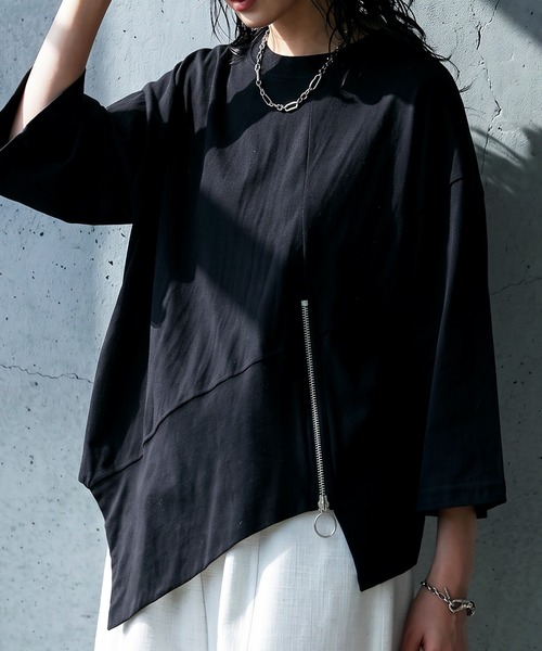 antiqua(アンティカ)の「綿100 アシンメトリー 斜めヘム Tシャツ(Tシャツ/カットソー・レディース・ホワイト/ブラック・ONESIZE)」の10枚目の写真