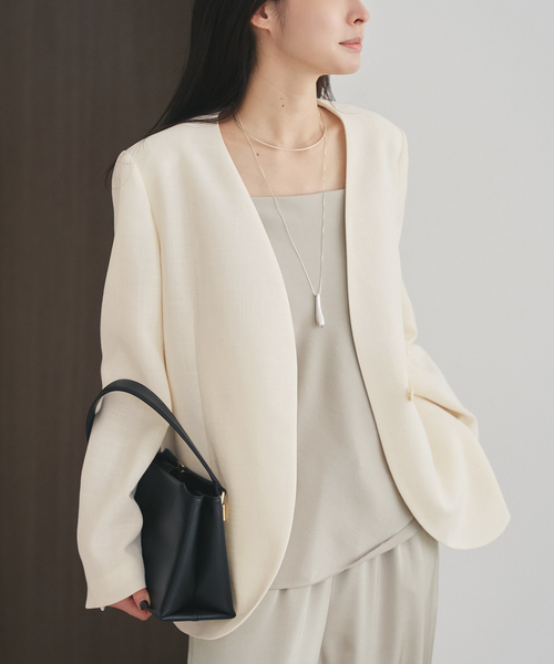 plage(プラージュ)の「Collarless ジャケット(ノーカラージャケット・レディース・ホワイト/ブラック・36/38)」の2枚目の写真