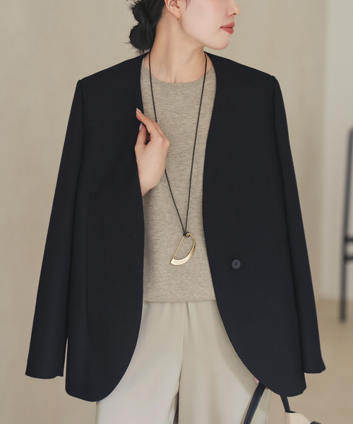 plage(プラージュ)の「Collarless ジャケット(ノーカラージャケット・レディース・ホワイト/ブラック・36/38)」の1枚目の写真