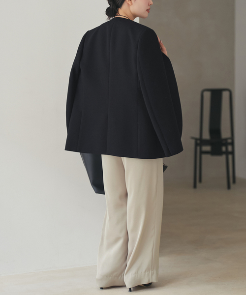 plage(プラージュ)の「Collarless ジャケット(ノーカラージャケット・レディース・ホワイト/ブラック・36/38)」の9枚目の写真