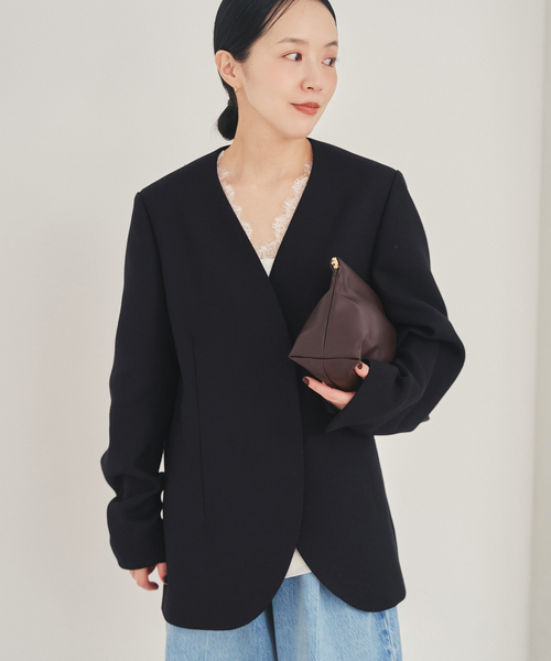 plage(プラージュ)の「Collarless ジャケット(ノーカラージャケット・レディース・ホワイト/ブラック・36/38)」の17枚目の写真