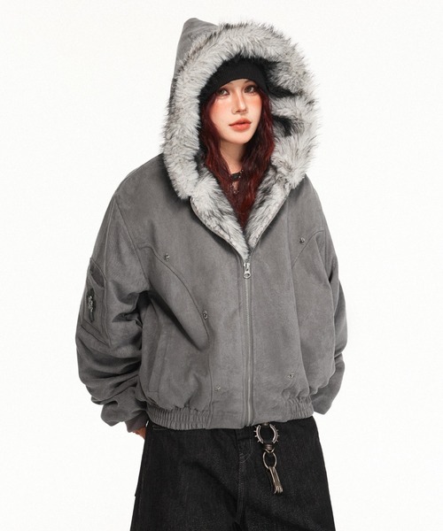 mushwear(マッシュウェア)の「フェイクファーフーデッドボリュームブルゾン(ブルゾン・メンズ・グレー・X-LARGE/LARGE/MEDIUM)」の4枚目の写真