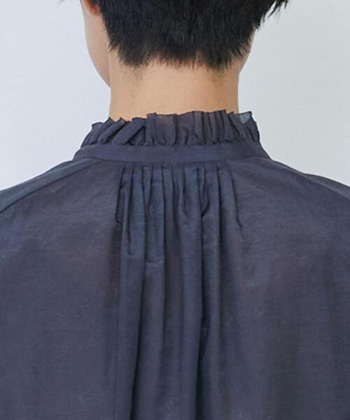 LOISIR(ロワズィール)の「【付け襟セット】コットンシルクボイルフリルカラーブラウス(シャツ/ブラウス・レディース・ライトグレー/ネイビー・FREE)」の19枚目の写真