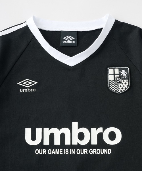 UMBRO(アンブロ)の「UMBRO/アンブロ 別注 ゲームライン ドロスト ロゴ刺繍 ラグランスリーブ Vネック半袖Tシャツ(Tシャツ/カットソー・メンズ・ネイビー/オフホワイト/ブラック・L/M)」の14枚目の写真