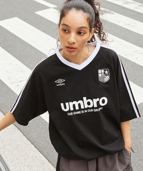 ◎Mogri商品◎アンブロ UMBRO/アンブロ 別注 ゲームライン ドロスト ロゴ刺繍 ラグラン