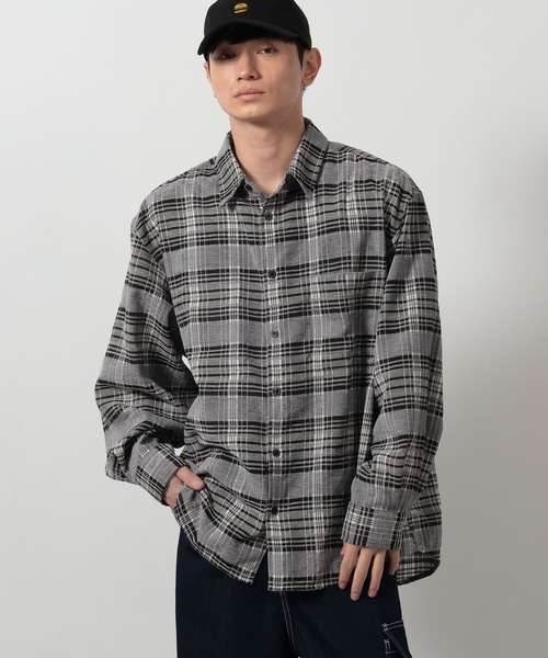LAKOLE（ラコレ）の「ライトモールチェック長袖シャツ / 647522（シャツ/ブラウス・メンズ・グレー/ブラック/ホワイト・LARGE/MEDIUM）」の3枚目の写真