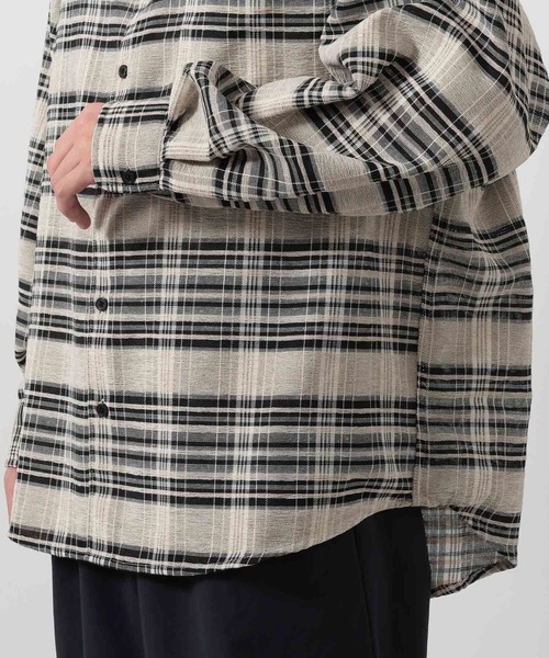 LAKOLE（ラコレ）の「ライトモールチェック長袖シャツ / 647522（シャツ/ブラウス・メンズ・グレー/ブラック/ホワイト・LARGE/MEDIUM）」の19枚目の写真