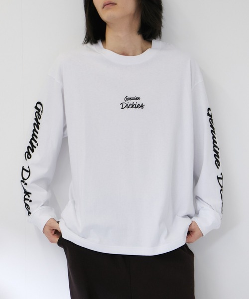 Dickies(ディッキーズ)の「【GENUINE Dickies/ ジェニュインデッキーズ】 バックアップリケ刺繍 /袖チェーン刺繍 ワイドBOXシルエット 長袖Tシャツ(Tシャツ/カットソー・メンズ・ホワイト/ネイビー/オートミール/グレー・M/L/XL)」の2枚目の写真