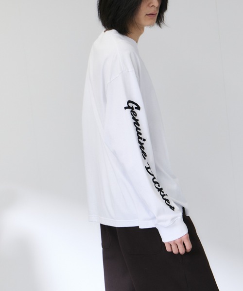 Dickies(ディッキーズ)の「【GENUINE Dickies/ ジェニュインデッキーズ】 バックアップリケ刺繍 /袖チェーン刺繍 ワイドBOXシルエット 長袖Tシャツ(Tシャツ/カットソー・メンズ・ホワイト/ネイビー/オートミール/グレー・M/L/XL)」の12枚目の写真