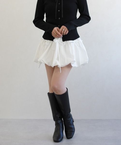 31 Sons de mode（トランテアン　ソン　ドゥ　モード）の「一部店舗限定 ティアードフレアリボンミニスカート（スカート・レディース・ホワイト・ﾌﾘ-）」の4枚目の写真