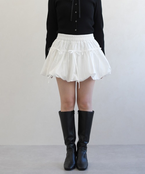 31 Sons de mode（トランテアン　ソン　ドゥ　モード）の「一部店舗限定 ティアードフレアリボンミニスカート（スカート・レディース・ホワイト・ﾌﾘ-）」の5枚目の写真
