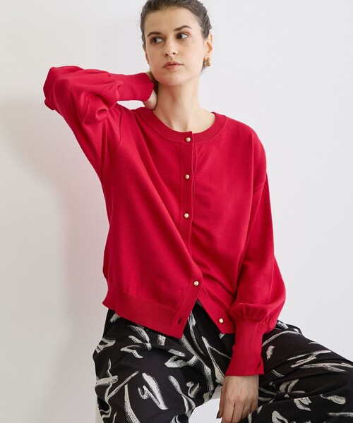 NICOLE white(ニコルホワイト)の「ニットカーディガン(カーディガン/ボレロ・レディース・サックスブルー/オフホワイト/チャコールグレー/レッド・FREE)」の4枚目の写真