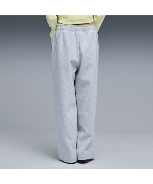 PUMA(プーマ)の「PUMA プーマ ユニセックス ワイド ストレート スウェットパンツ エンブロイ(その他パンツ・メンズ・グレー系その他/ブラック・MEDIUM/LARGE/X-SMALL/SMALL/X-LARGE)」の11枚目の写真