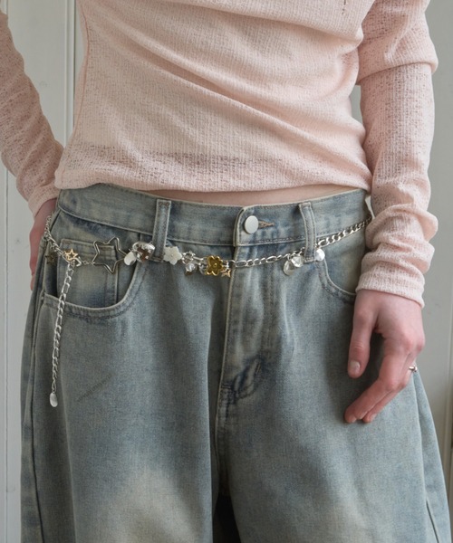 Birthday room（バースデイルーム）の「サイドピンタックバレルレッグデニム/Side pintuck barrel leg denim（デニムパンツ・レディース・ライトブルー/ブルー・FREE）」の13枚目の写真