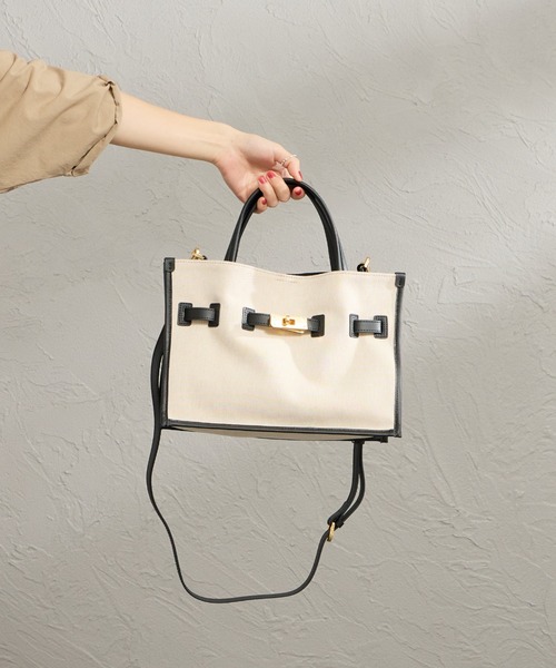 VIOLAd'ORO（ヴィオラドーロ）の「【WEB限定】 [VIOLAd’ORO / ヴィオラドーロ] BRUNO 2WAY キャンバスバッグ（トートバッグ・レディース・キナリ・ONE SIZE）」の16枚目の写真